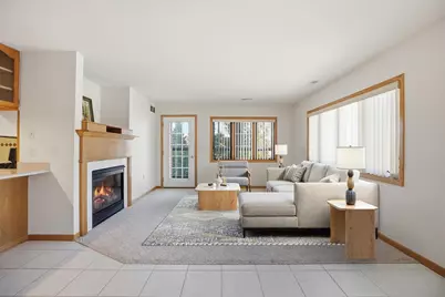 201  Oconomowoc Pkwy, Oconomowoc, WI 53066 - Photo 3