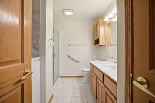 201 Oconomowoc Pkwy, Oconomowoc, WI 53066 - Photo 21