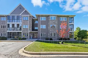 201 Oconomowoc Pkwy, Oconomowoc, WI 53066 - Photo 1