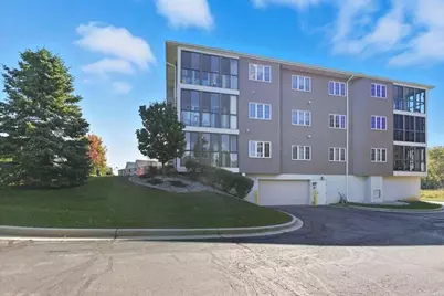 201  Oconomowoc Pkwy, Oconomowoc, WI 53066 - Photo 15