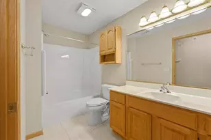 201 Oconomowoc Pkwy, Oconomowoc, WI 53066 - Photo 35