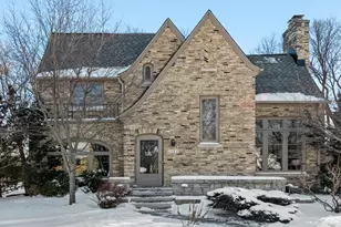 2544 N 91st St, Wauwatosa, WI 53226 - Photo 1