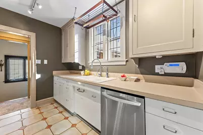 2544 N 91st St, Wauwatosa, WI 53226 - Photo 35