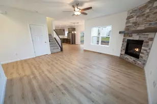 2009 Savannah Dr, Grafton, WI 53024 - Photo 5