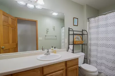 605  Bridlewood Ln, Watertown, WI 53094 - Photo 35