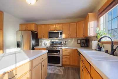 605  Bridlewood Ln, Watertown, WI 53094 - Photo 21