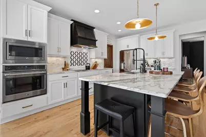 W79N417  Ridgeway Ln, Cedarburg, WI 53012 - Photo 11