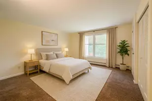 937 W Heritage Ct, Mequon, WI 53092 - Photo 9