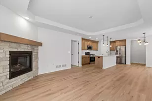 520 Hunter Oaks Blvd, Watertown, WI 53094 - Photo 7