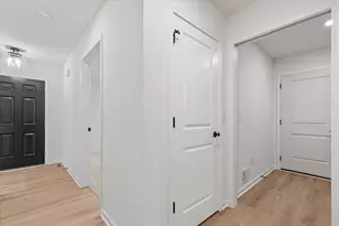 516 Hunter Oaks Blvd, Watertown, WI 53094 - Photo 15