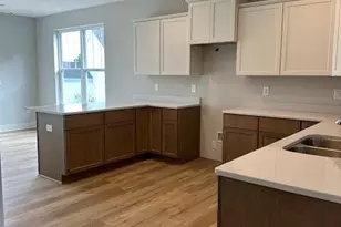 1039 Waterstone Ct, Pewaukee, WI 53072 - Photo 3