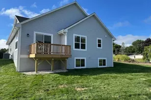 1039 Waterstone Ct, Pewaukee, WI 53072 - Photo 1