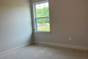 1039 Waterstone Ct, Pewaukee, WI 53072 - Photo 7