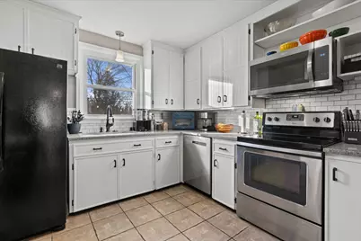 8331 N Poplar Dr, Fox Point, WI 53217 - Photo 11