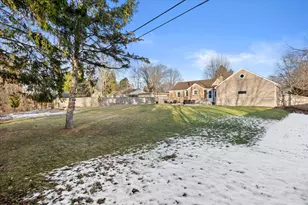 8331 N Poplar Dr, Fox Point, WI 53217 - Photo 27