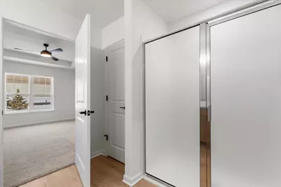 508  Hunter Oaks Blvd #902, Watertown, WI 53094 - Photo 13