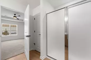 508 Hunter Oaks Blvd, Watertown, WI 53094 - Photo 13