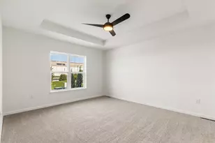 504 Hunter Oaks Blvd, Watertown, WI 53094 - Photo 9