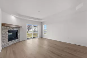 500 Hunter Oaks Blvd, Watertown, WI 53094 - Photo 9