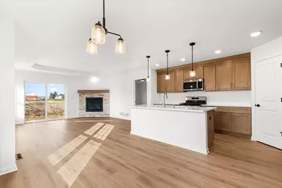 500  Hunter Oaks Blvd #1002, Watertown, WI 53094 - Photo 9