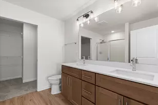 532 Hunter Oaks Blvd, Watertown, WI 53094 - Photo 15