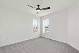 536 Hunter Oaks Blvd, Watertown, WI 53094 - Photo 17