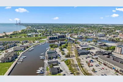 514A S Pier Dr #1, Sheboygan, WI 53081 - Photo 27