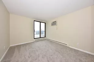 8747 N 72nd St, Milwaukee, WI 53223 - Photo 21