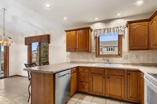 1510 Blue Heron Dr, Two Rivers, WI 54241 - Photo 11