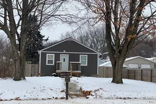 412 Long Coulee Rd, Holmen, WI 54636 - Photo 3