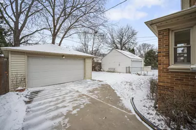 2975 N 69th St, Milwaukee, WI 53210 - Photo 29