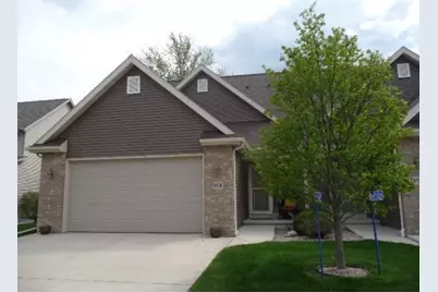 W5340  Martin Ln, Fond du Lac, WI 54935 - Photo 1