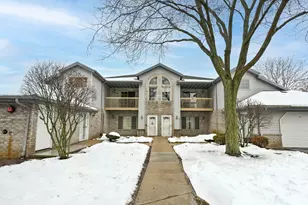 9390 W Loomis Rd, Franklin, WI 53132 - Photo 25