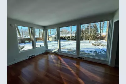 1432  Gunnell Ln, Manitowoc, WI 54220 - Photo 3