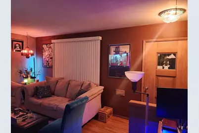 8743 W Arden Pl, Milwaukee, WI 53225 - Photo 9