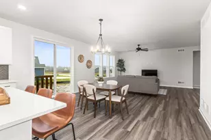 N101W16795 Gunflint Trail, Germantown, WI 53022 - Photo 5