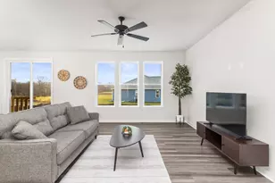 N101W16795 Gunflint Trail, Germantown, WI 53022 - Photo 7