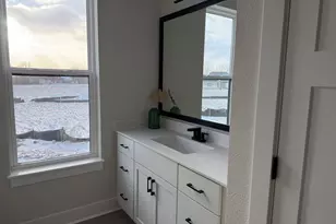 N66W20903 Sweet Clover Dr, Menomonee Falls, WI 53051 - Photo 15