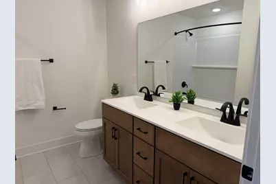 N75W17841  Woody Ln, Menomonee Falls, WI 53051 - Photo 17