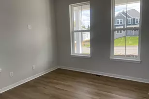 W193N5017 Rosemary Ridge, Menomonee Falls, WI 53051 - Photo 7