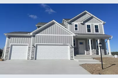 W193N5017  Rosemary Rdg, Menomonee Falls, WI 53051 - Photo 1