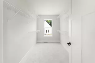 W208N6659 Sweet Clover Dr, Menomonee Falls, WI 53051 - Photo 13