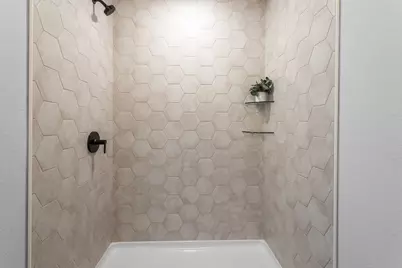 W208N6659  Sweet Clover Dr, Menomonee Falls, WI 53051 - Photo 15