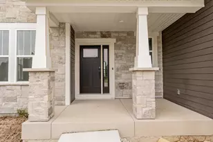 W208N6659 Sweet Clover Dr, Menomonee Falls, WI 53051 - Photo 17