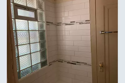 3358 N Cambridge Ave, Milwaukee, WI 53211 - Photo 9