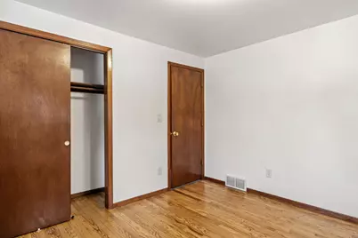 1135 N 27th St, Sheboygan, WI 53081 - Photo 11