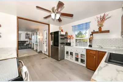 317  Delafield St, Waukesha, WI 53188 - Photo 17