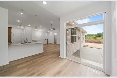 1575  Meadowview Ct, Whitewater, WI 53190 - Photo 7