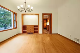 8221 N Cedarburg Rd, Brown Deer, WI 53209 - Photo 7