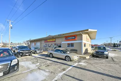 235 S 7th St, Delavan, WI 53115 - Photo 5